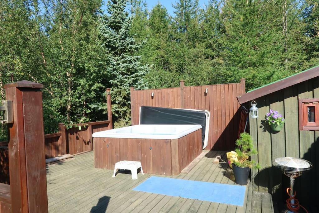 Hroarsstathir Cottage With Hot Tub In Beautiful Surroundings المظهر الخارجي الصورة